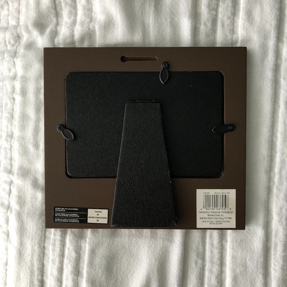 "Friends" Picture Frame - Picture 2 of 3